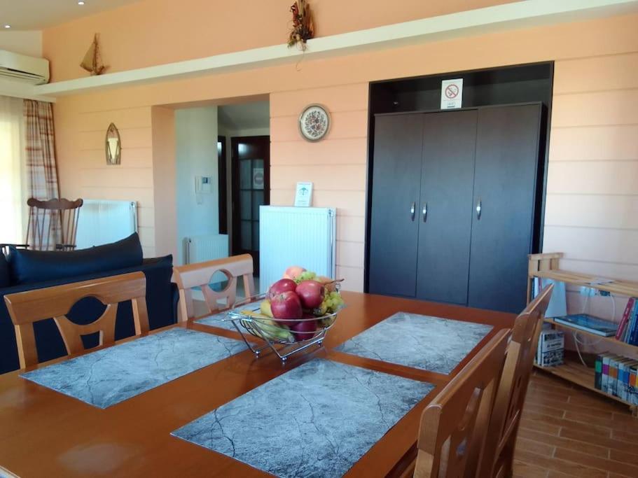 Sofita Di Sofo Apartment Кос Екстериор снимка