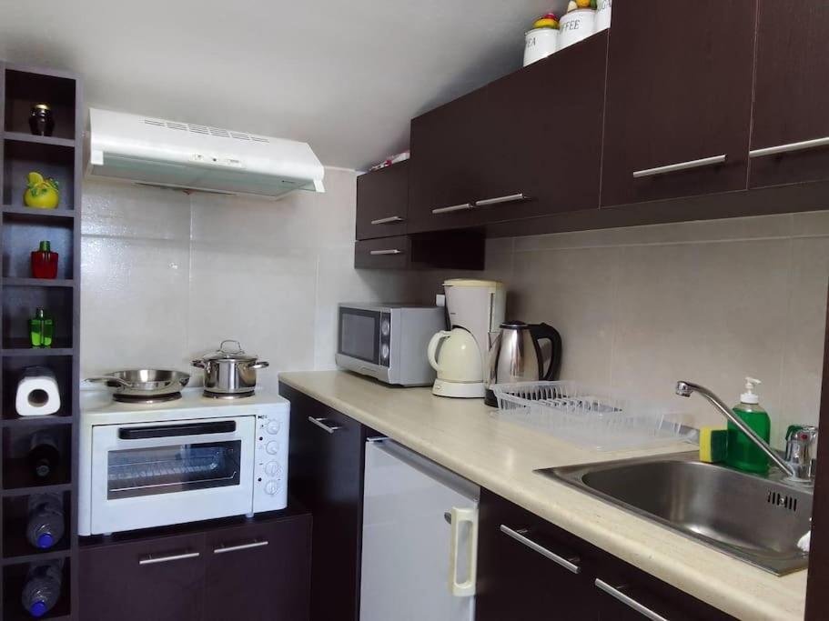 Sofita Di Sofo Apartment Кос Екстериор снимка