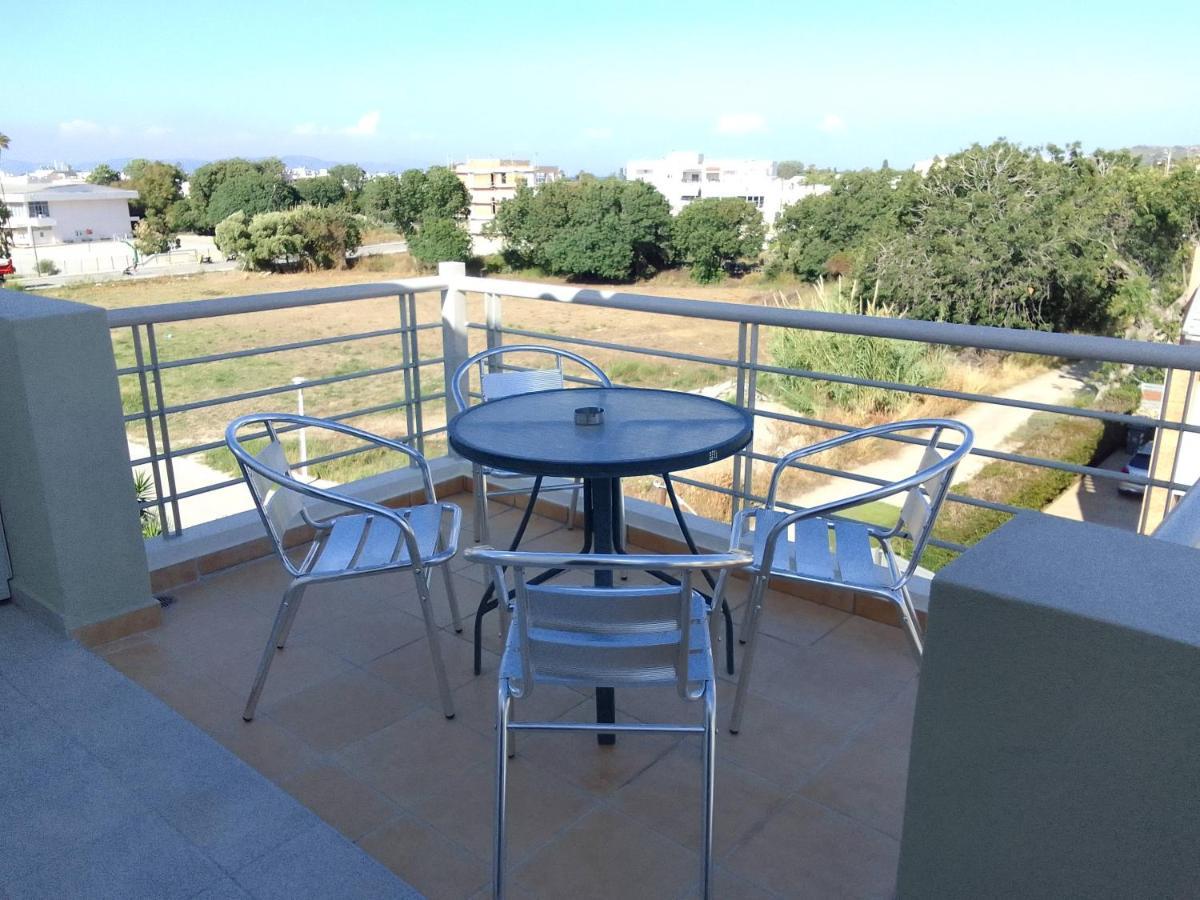 Sofita Di Sofo Apartment Кос Екстериор снимка